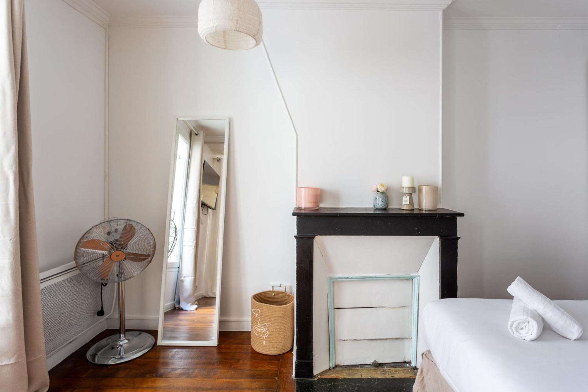 Apartament The Heart Of The Marais Paryż Zewnętrze zdjęcie